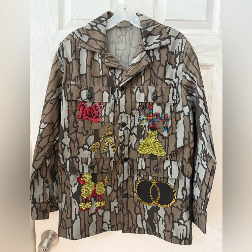 NWT THE VINTAGE ARMY BLAZER LONG SLEEVES WITH POCKETS